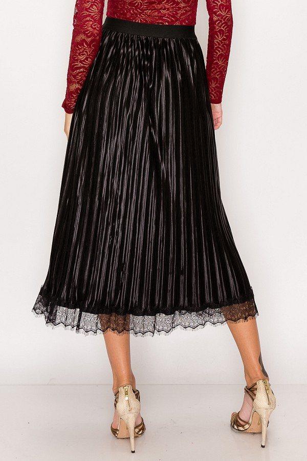 Luxe Pleated Midi Skirt in Black