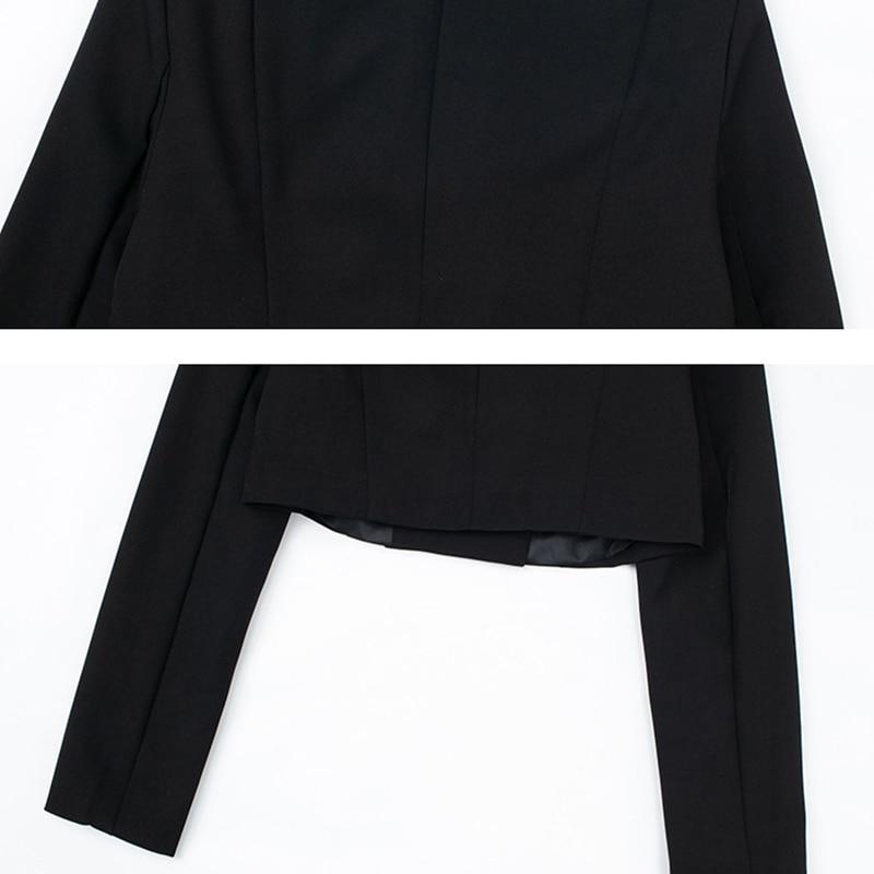 Notched Lapel Cropped Blazer