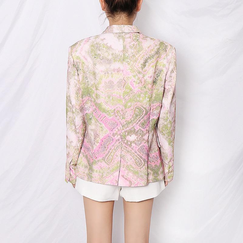 Oversize lapel floral blazer