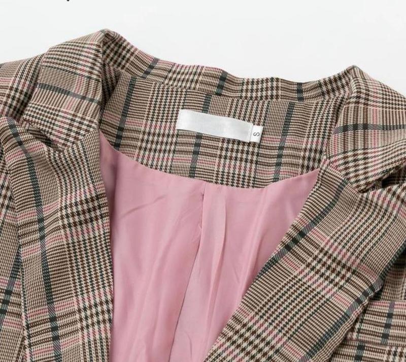 Primetime Looks-Simple plaid blazer