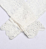Lace O-neck crop top
