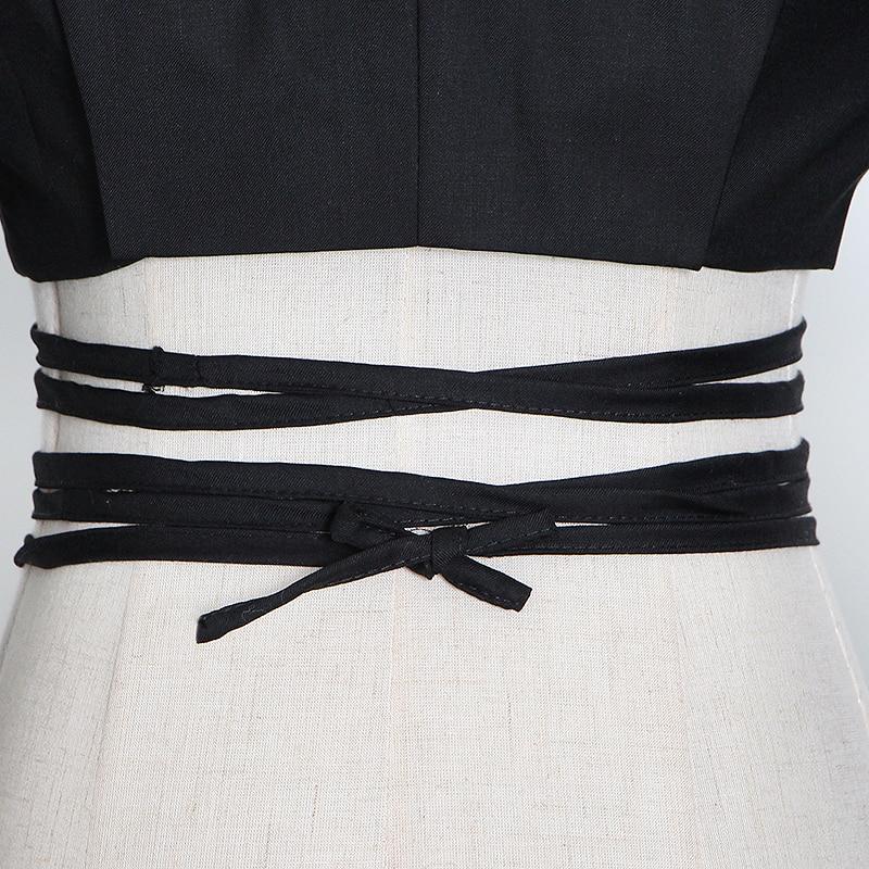 Lapel jacket and pleated skirt set in colors