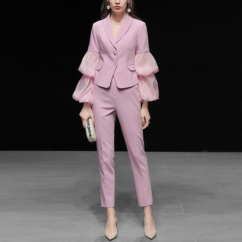 Primetime Looks-Lilac pink pants suit with lantern-sleeved jacket