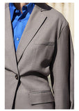 Primetime Looks-Oversize lapel blazer