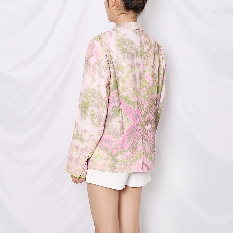 Oversize lapel floral blazer