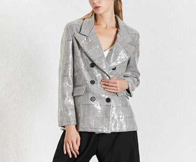 Primetime Looks-Plaid double-breasted blazer with sequins