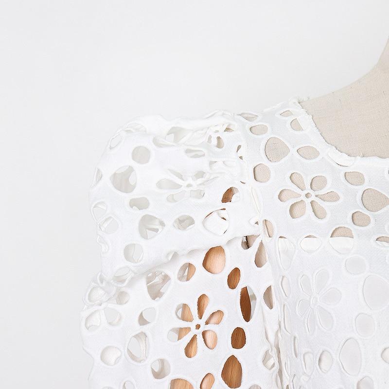 Puffed Sleeve Midi Lace Dress in colors