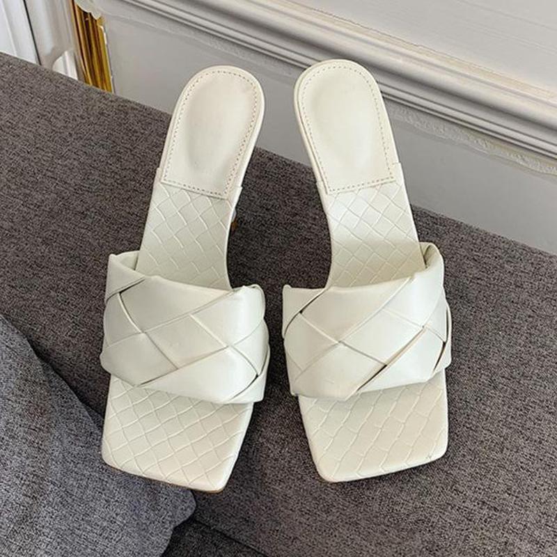 Quilted high-heel mules in colors