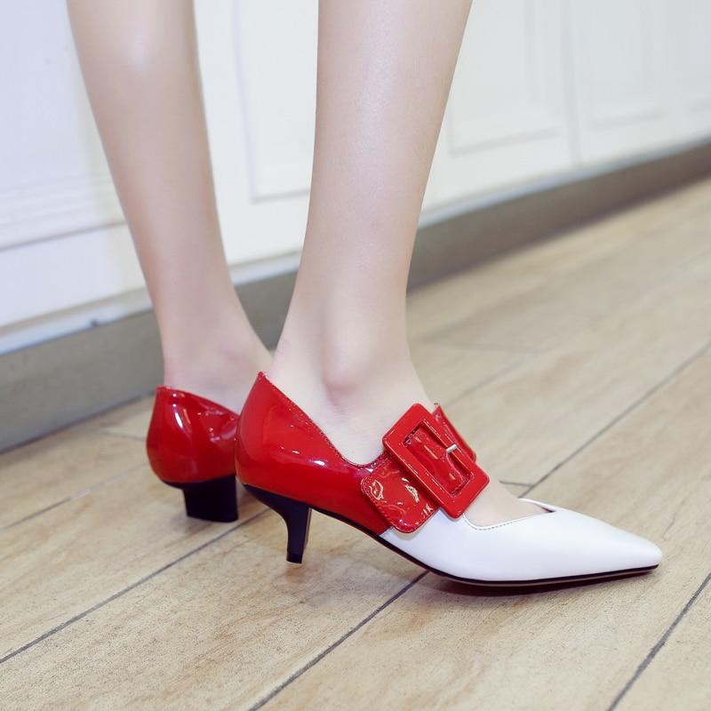 Square toe low-heel Mary Jane shoes