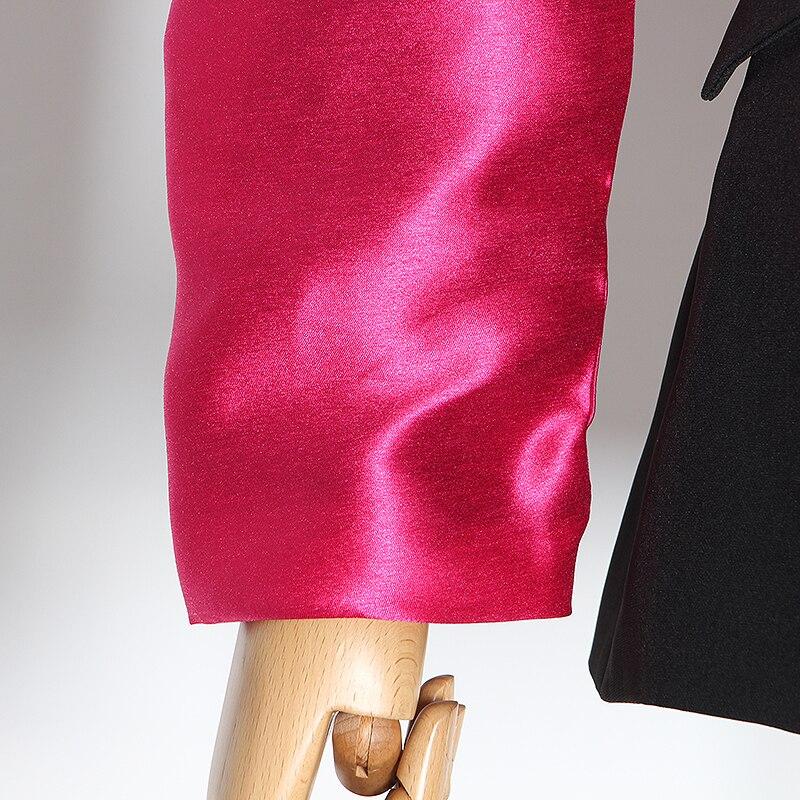 Primetime Looks-Tulip sleeves pink blazer