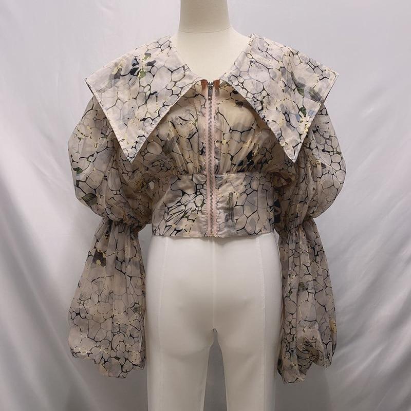 Web Print Zip-front Top in colors