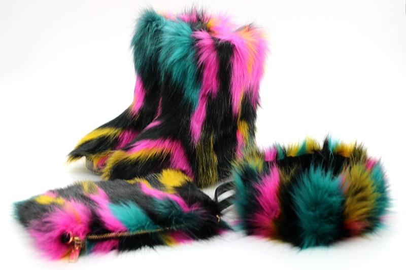 YETTI faux fur boots and purse w headband set in colors