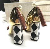 Queen of Hearts High-Heeled Golden Pumps