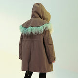 Hooded feathered duster