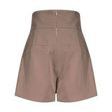 High waist brown shorts with a twist