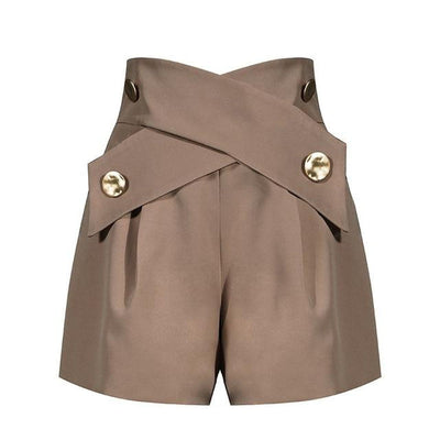High waist brown shorts with a twist