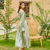 DREA vintage-like slit flowing dress